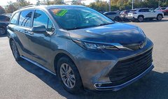 2024 Toyota Sienna XLE