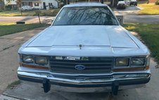1989 Ford LTD Crown Victoria Country Squire LX