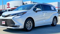 2023 Toyota Sienna XLE
