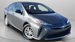 2022 Toyota Prius LE