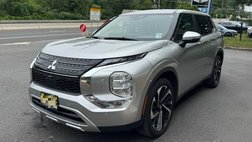 2022 Mitsubishi Outlander SE