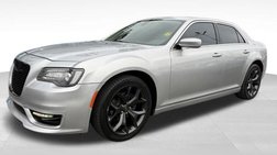 2020 Chrysler 300 Touring
