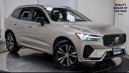 2025 Volvo XC60 B5 Core Dark Theme