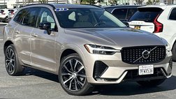 2023 Volvo XC60 B5 Plus Dark Theme