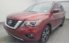 2017 Nissan Pathfinder Platinum