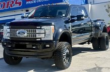 2017 Ford F-450 Super Duty Platinum