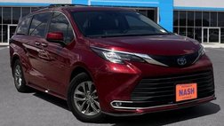 2022 Toyota Sienna XLE