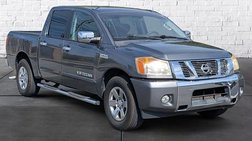 2014 Nissan Titan SV