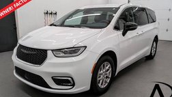 2024 Chrysler Pacifica Touring