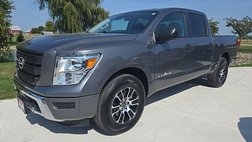 2024 Nissan Titan SV