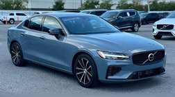 2023 Volvo S60 Recharge T8 Plus Dark Theme