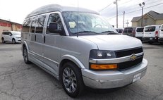 2023 Chevrolet Express 2500