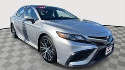2024 Toyota Camry Hybrid SE