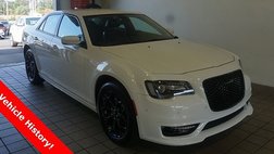 2023 Chrysler 300 Touring L