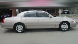 2003 Lincoln Town Car Signature