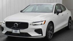 2022 Volvo S60 Recharge T8 R-Design Expression