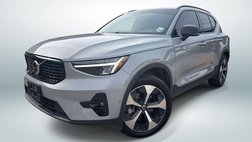 2024 Volvo XC40 B5 Plus Dark Theme