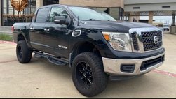 2017 Nissan Titan SV