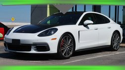 2018 Porsche Panamera 4