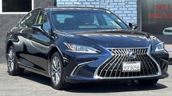2022 Lexus ES 300h Base