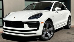 2025 Porsche Macan T