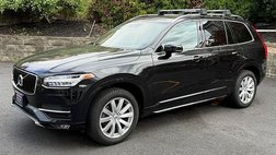 2017 Volvo XC90 T6 Momentum