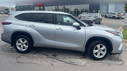 2024 Toyota Highlander LE