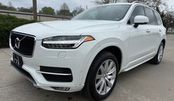 2017 Volvo XC90 T6 Momentum