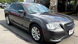 2017 Chrysler 300 Limited
