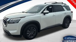 2023 Nissan Pathfinder SV