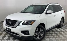 2020 Nissan Pathfinder S