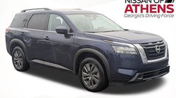 2024 Nissan Pathfinder SV