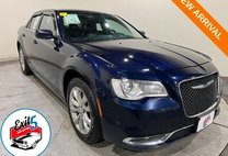 2016 Chrysler 300 Limited