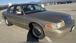 2000 Ford Crown Victoria LX
