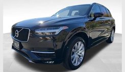2018 Volvo XC90 T6 Momentum