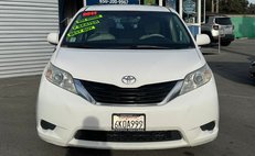 2011 Toyota Sienna LE