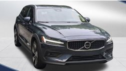 2024 Volvo V60 Cross Country B5 Plus