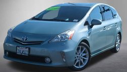2014 Toyota Prius v Five
