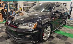 2017 Volkswagen Jetta 2.0T GLI