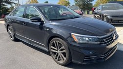 2019 Volkswagen Passat SE R-Line