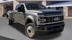 2026 Ford F-450 Super Duty Platinum