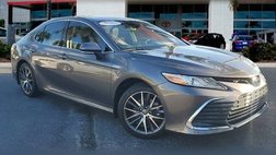 2021 Toyota Camry Hybrid XLE