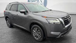 2024 Nissan Pathfinder SV