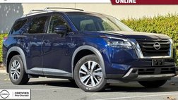 2023 Nissan Pathfinder SL