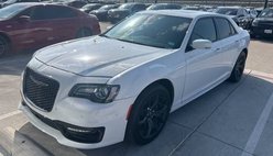 2022 Chrysler 300 S V8