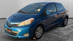 2012 Toyota Yaris LE