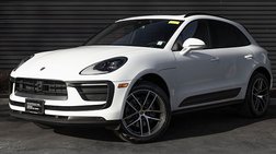 2025 Porsche Macan T