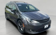 2020 Chrysler Pacifica Touring L Plus