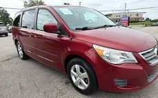 2011 Volkswagen Routan SE