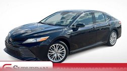 2020 Toyota Camry Hybrid XLE